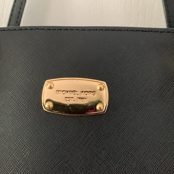 Michael Kors Jet‎ Set Large Travel NS Saffiano Tote in black gold - Picture 5 of 16